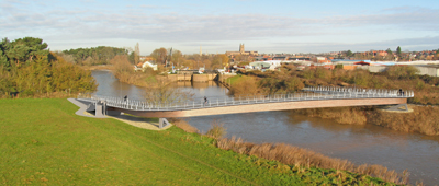 DIGLIS LOCK FOOTBRIDGE